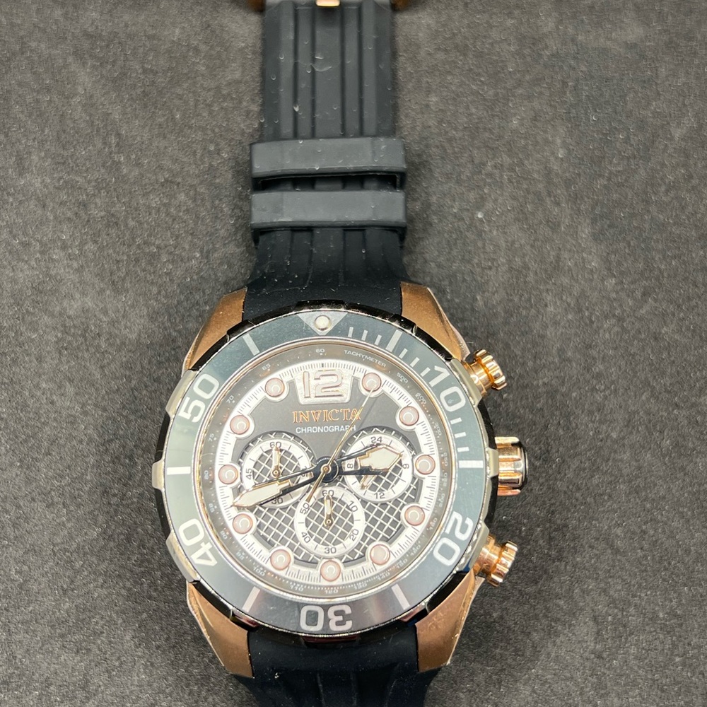 Invicta Men's Pro Diver Watch - Picture 5 of 8